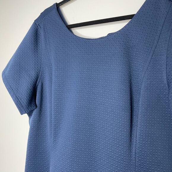 Lane Bryant Navy Blue Quilted Texture Midi Dress 22 - Picture 5 of 8